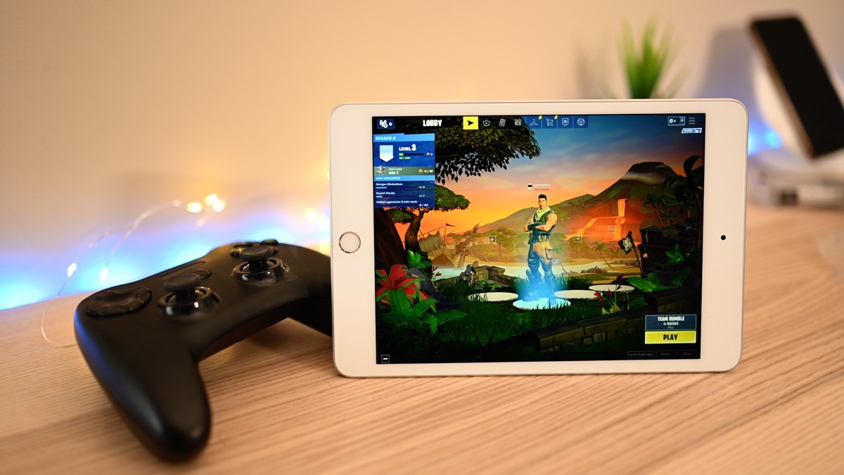 Apple trình làng bàn phím và chuột chơi game cho iPad