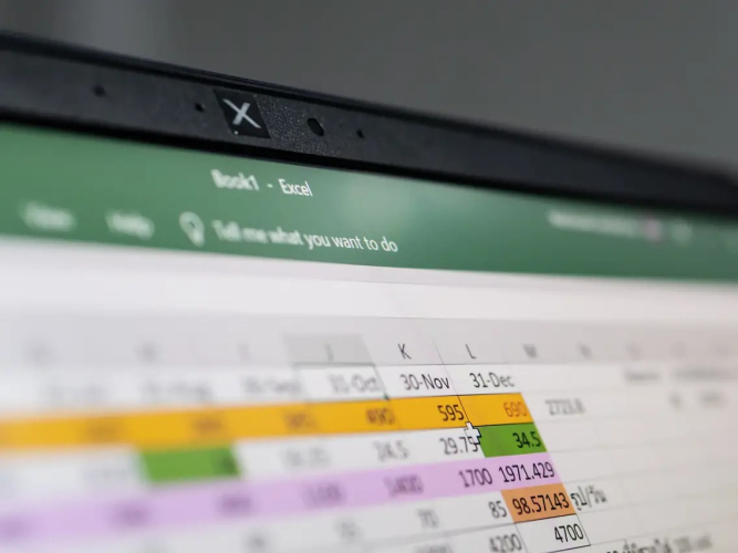 Làm thế nào để sử dụng phím tắt để xuống dòng trong cùng 1 ô Excel trên MacBook?

