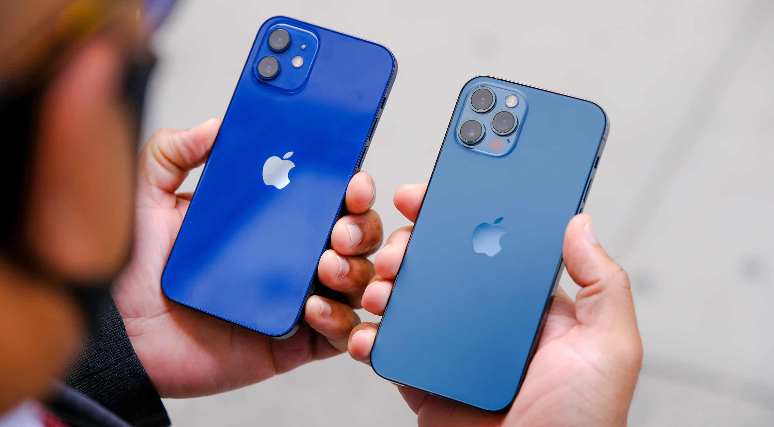 So sánh camera iPhone 12 Pro Max và iPhone 12 khác: Khác biệt có đủ lớn để chọn phiên bản đắt tiền?
