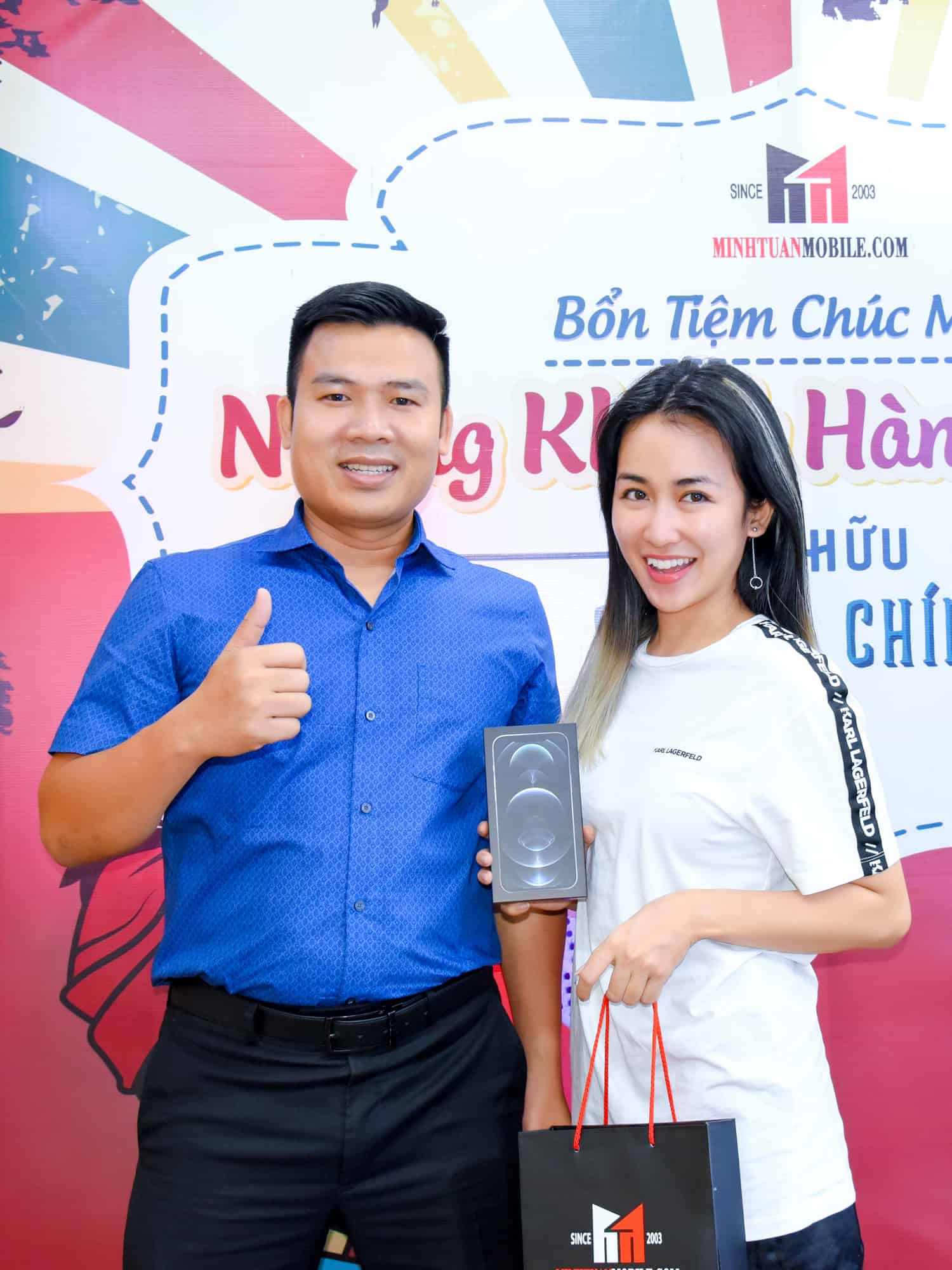 DJ TRANG MOON RẠNG RỠ NGÀY GHÉ ỦNG HỘ MINH TUẤN