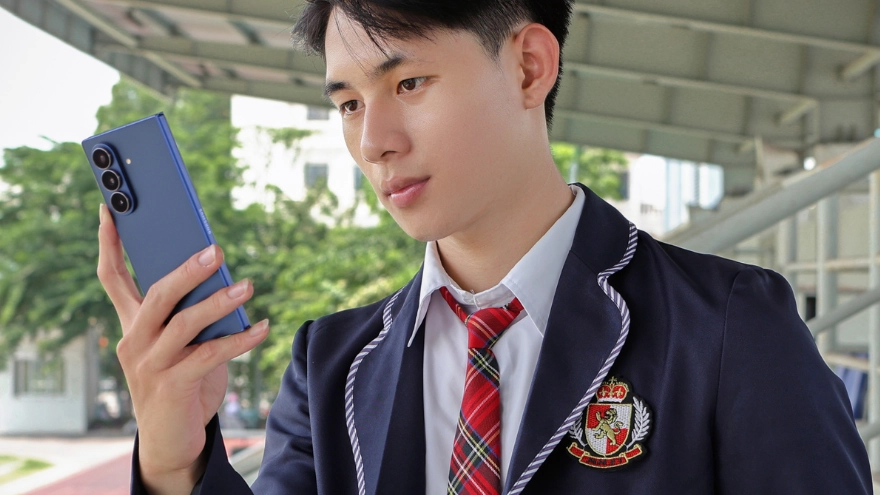 Ai nên mua Samsung Galaxy Z Fold7