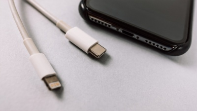 Apple có thể bị buộc phải chuyển sang USB-C khi EU bỏ phiếu ủng hộ ủy quyền sạc mới