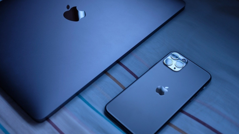 Apple vá 3 lỗ hổng bị khai thác trên iPhone và Mac từ năm 2013