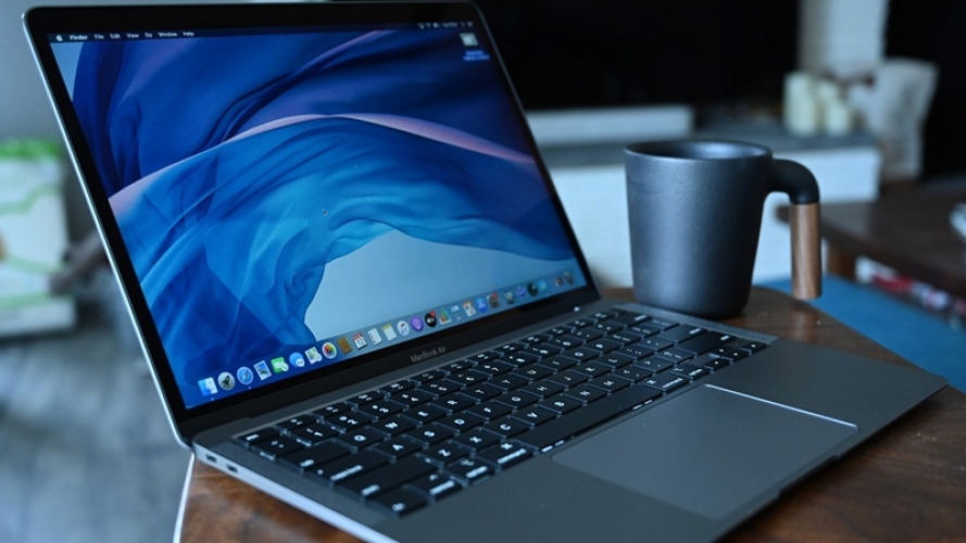 MacBook Air 2022 có thể được trang bị màn hình notch tai thỏ