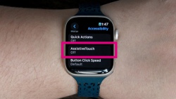 Hướng dẫn bật AssistiveTouch trên Apple Watch và cách sửa lỗi