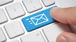 Cách nhận thông báo email mỗi khi ai đó đăng nhập PC của bạn