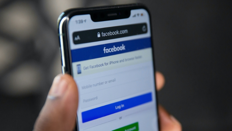 Cách tắt âm thanh khi lướt Facebook trên iPhone