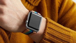 Cách tháo dây Apple Watch an toàn và xử lý khi bị kẹt