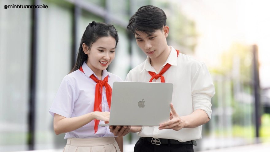 Cập nhật bảng giá MacBook mới nhất tháng 10 2025