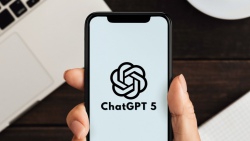 ChatGPT-5 có gì hay mà ai cũng nên dùng thử?