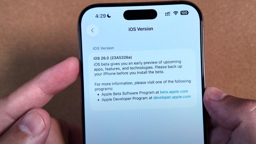 Có nên cập nhật iOS 26 Public Beta 4 ngay lúc này?
