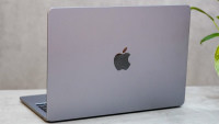 Có nên mua MacBook Air M2 13 inch trong năm 2024 hay không?
