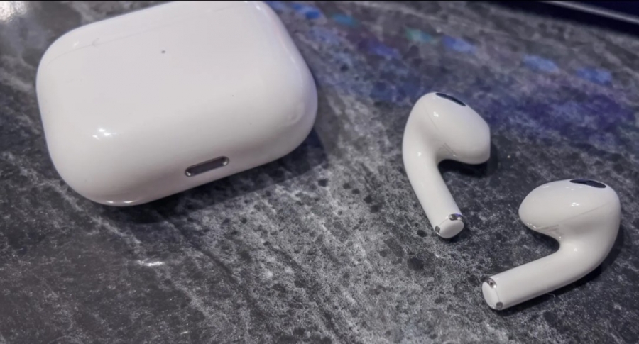 Đánh giá AirPods 3 từ góc nhìn của người dùng AirPods Pro: Liệu có đáng mua không?