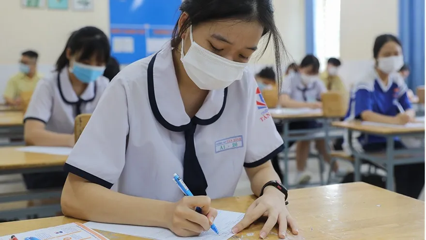 Đáp án đề thi môn Toán THPT Quốc Gia 2025