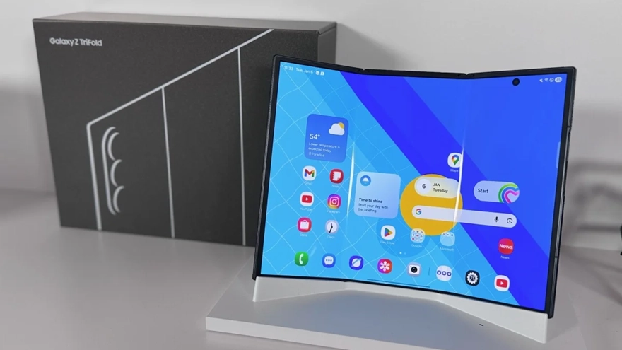 Galaxy Z TriFold giá 70 triệu cháy hàng sau 1 phút mở bán?