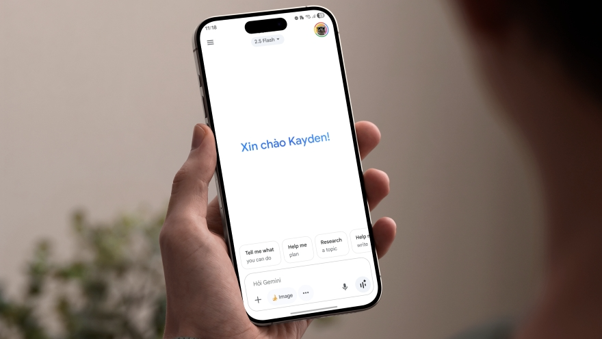 Giải mã bí mật: Google Gemini có thực sự xem tin nhắn của người dùng?