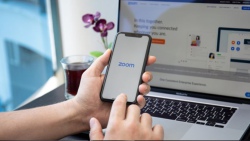 Zoom ra mắt AI ZoomMate tự động hóa công việc từ cuộc họp