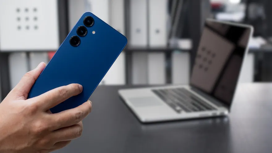 3 điều cần tránh khi mua smartphone cao cấp
