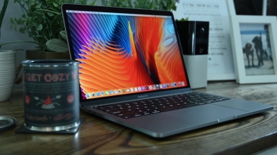 MacBook Pro M1X mới sẽ có camera 1080p, giá không đổi