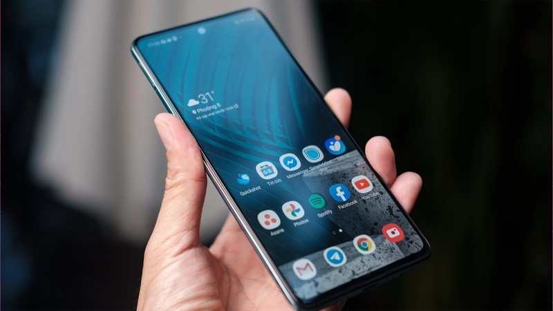 Màn hình AMOLED là gì? Ưu nhược điểm và cách chống Burn-in