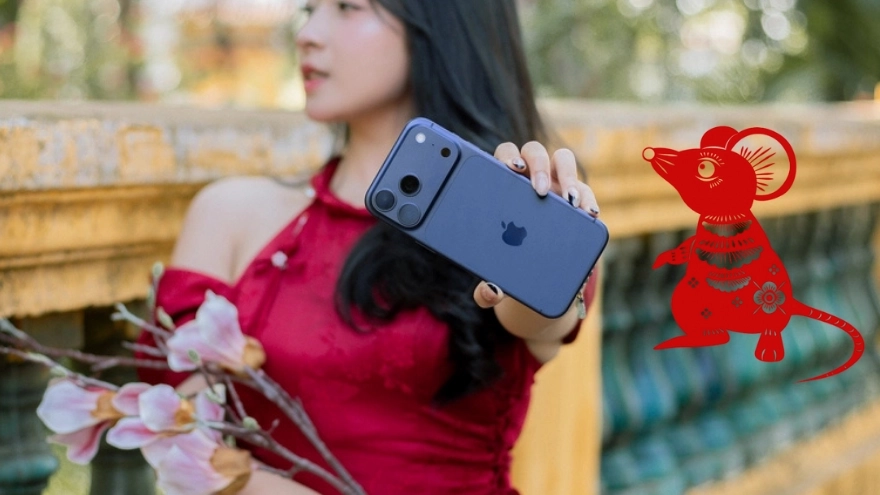 Năm 2026, tuổi Tí nên mua điện thoại màu gì để hút tài lộc?