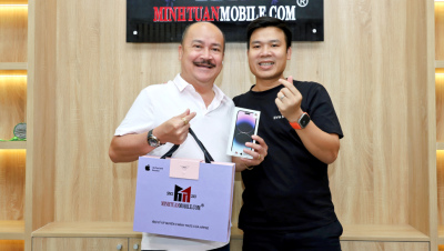 Nghệ sĩ Hoàng Sơn sắm iPhone 14 Pro Max bắt nhịp xu thế công nghệ