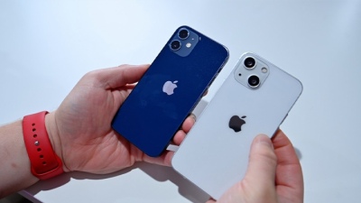 Người dùng iPhone 12 mini, iPhone 13 mini nên nâng cấp iPhone mới nào?