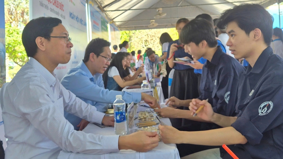 Những ai được tham gia bảo hiểm thất nghiệp năm 2025?