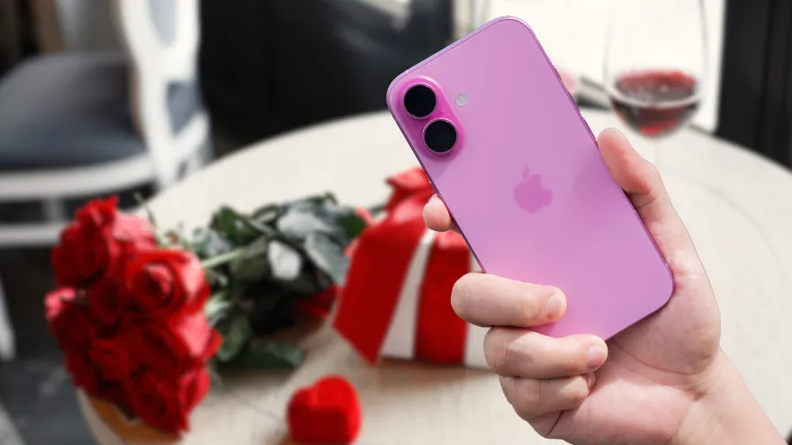 Những màu iPhone phù hợp làm quà tặng Valentine 2025