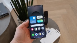 One UI 7 trễ hẹn, người dùng Galaxy S phải chờ đến tháng 4