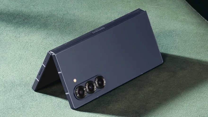 Rò rỉ hình ảnh thực tế của Samsung Galaxy Z Fold7