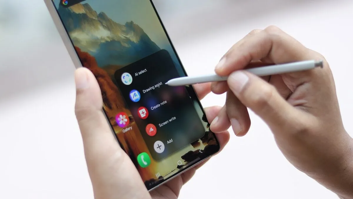 Samsung cân nhắc loại bỏ S Pen trên Galaxy S26 Ultra