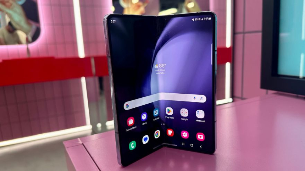 Galaxy Z Fold5: Siêu phẩm màn hình gập đỉnh cao