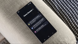 Samsung Game Booster + bổ sung Aim Assist cho One UI 8