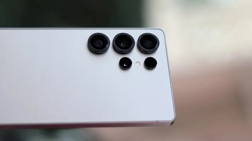 Samsung gây sốc: Không nâng cấp camera cho đến Galaxy S28!