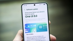 Samsung siết chặt quyền mở khóa máy với One UI 8
