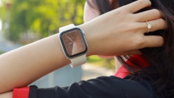 So sánh Apple Watch GPS và LTE: Nên chọn bản nào?