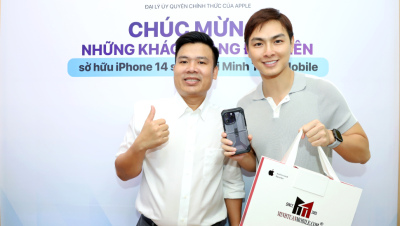 Soái ca Jay Quân mê đắm tím “đậm sâu” iPhone 14 Pro Max