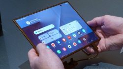 Vì sao Samsung ngưng bán Galaxy Z TriFold dù cháy hàng ?