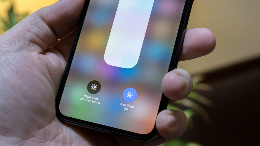 True Tone trên iPhone là gì? Có nên bật True Tone trên iPhone?