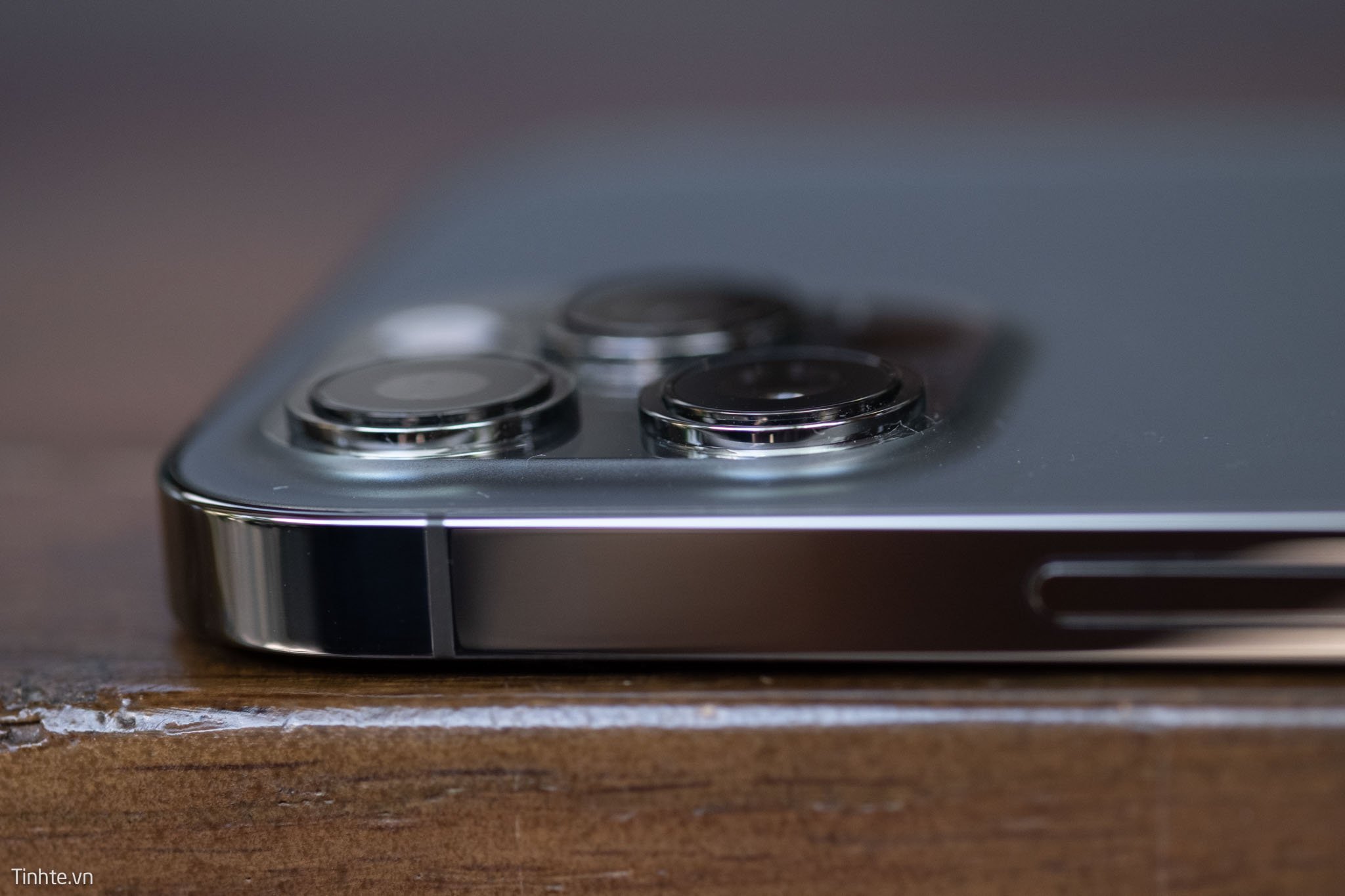 iPhone 12 Pro Max cụm camera lồi khác biệt, nhiều tính năng chụp ảnh mới mẻ