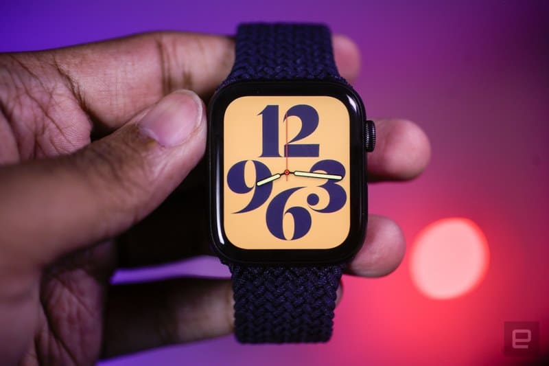 Apple Watch SE là mẫu smartwatch rất đáng để sở hữu