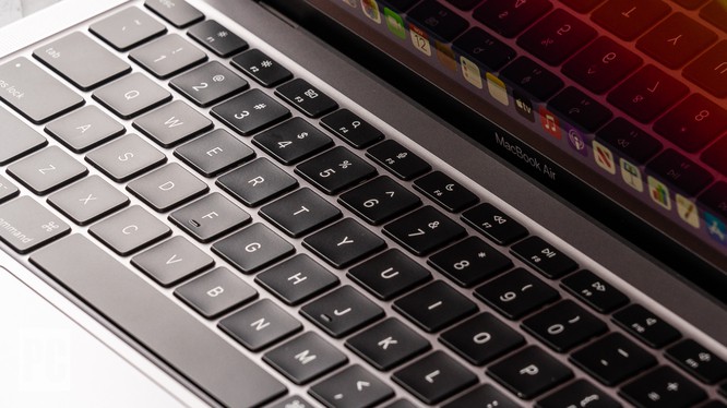 MacBook Air 13″ M1 LATE 2020 bàn phím gõ êm và nhẹ