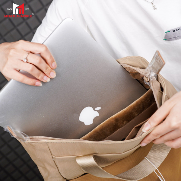 A63C1K1 - Balo MacBook 14 inch Tomtoc Slash-Flip Rucksack - 10