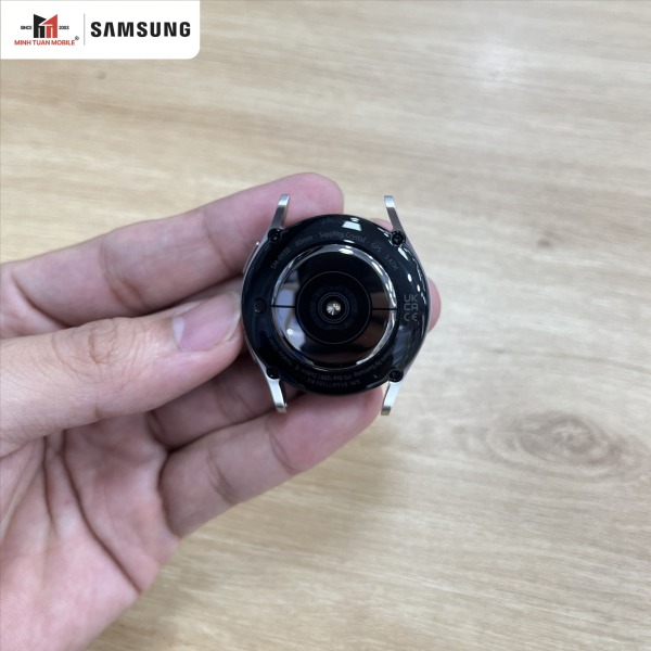 RFAW71SBEWZ - Samsung Galaxy Watch6 GPS 40mm Gold VN Fullbox - Cũ Đẹp - 4