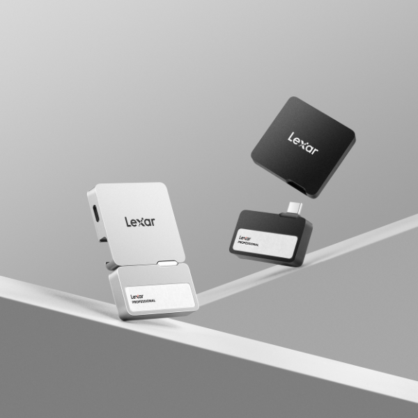 LSL400S001T-RNSNG - Ổ cứng di động SSD Lexar Professional Go With Hub SL400 1TB - 16