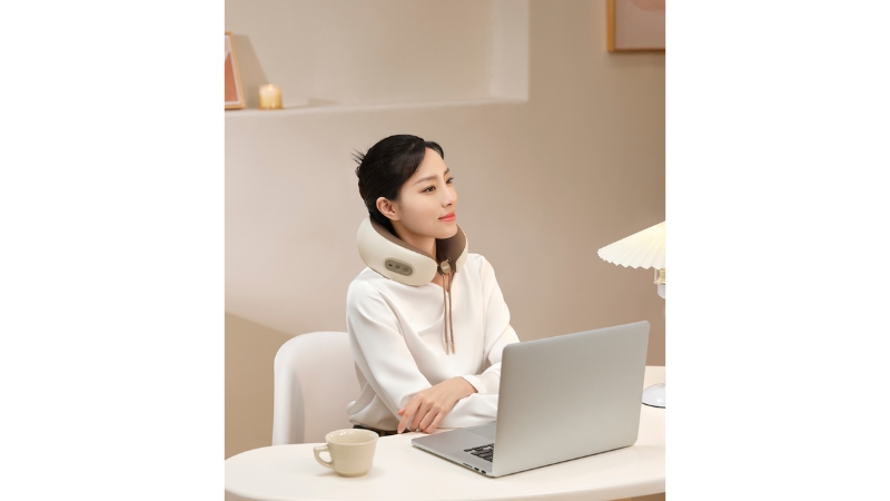 Gối massage cổ vai gáy Breo C1-BREOC1-WHBR-14