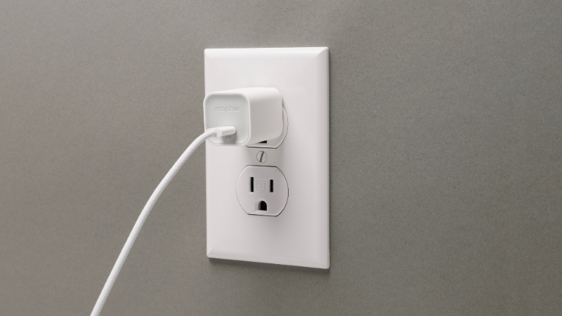 Cốc sạc nhanh Mophie 20W Type-C PD GaN-409921822-7