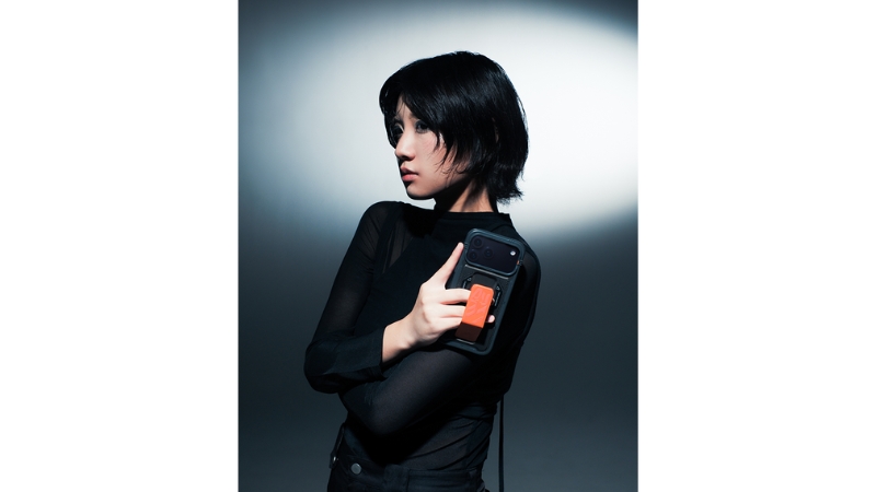 Ốp lưng Magsafe iPhone 17 Pro Max Skinarma Phantom-SK-2025IPP6.9-PHTM-BLK-12