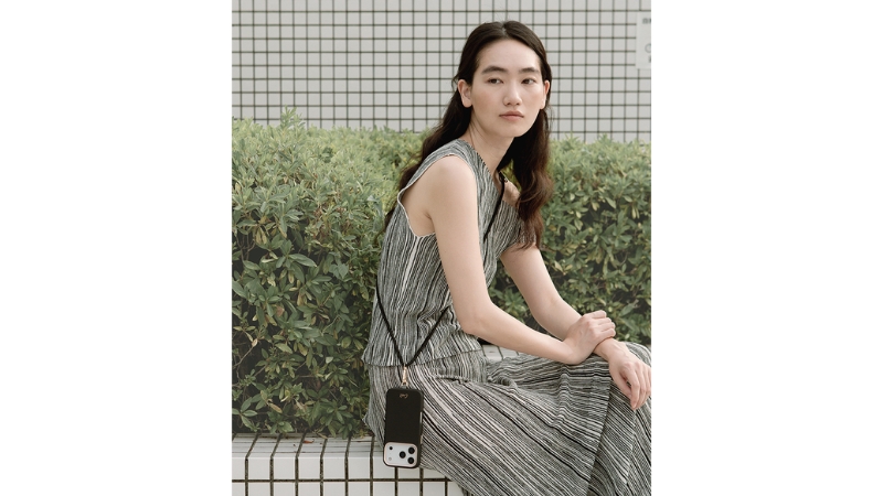 Ốp lưng Magsafe iPhone 17 Pro Max UNIQ Coehl Mirelle-UNIQ-IP6.9P(2025)-MIRMPBWN-10